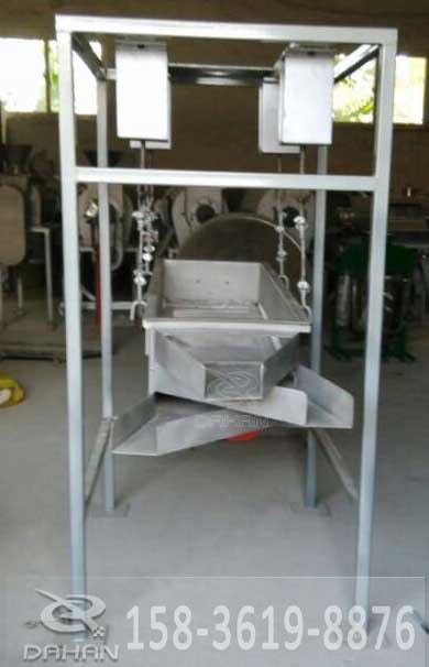 DZGF-412吊掛式直線振動篩分機 DZGF-412吊掛式直線振動篩分機